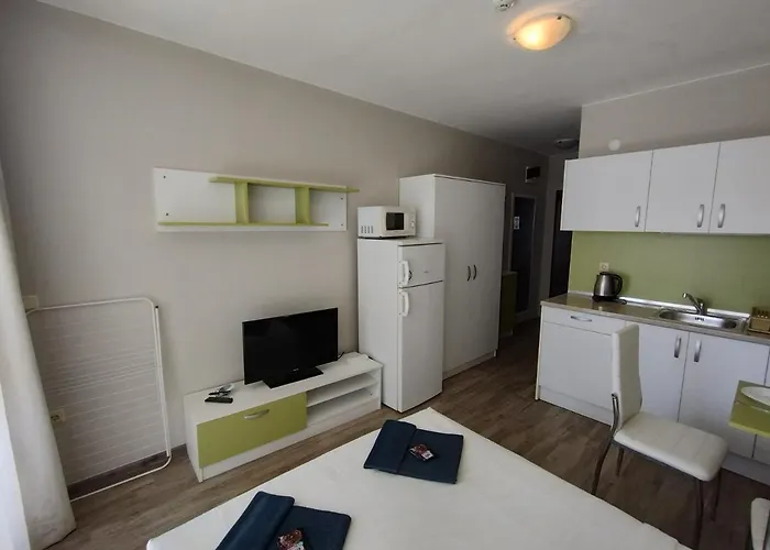 Apartment Sorrento Sole Mare-bastet Bs *